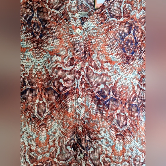 Olive Hill tie up blouse - Picture 3 of 8